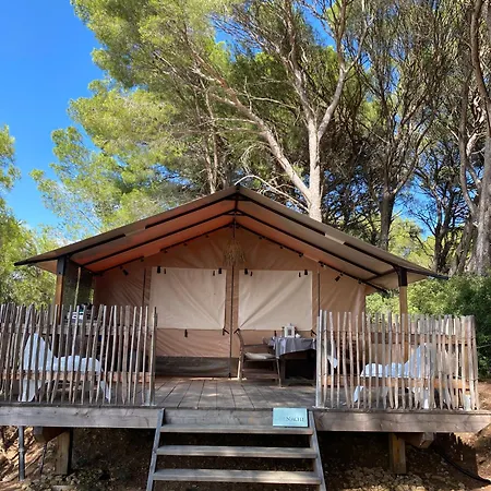Saint Paul le Marseillais Tentes Equippees Hébergements Insolites Lodges Mèze Extérieur photo