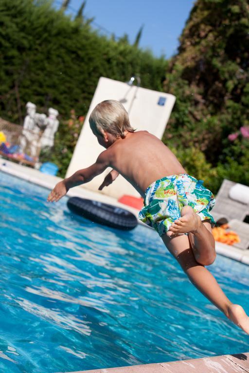 Saint Paul Le Marseillais Tentes Equippees Hebergements Insolites Luxury tent Meze